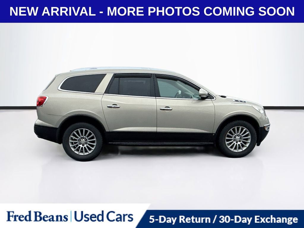 Used 2010 Buick Enclave CXL image 9