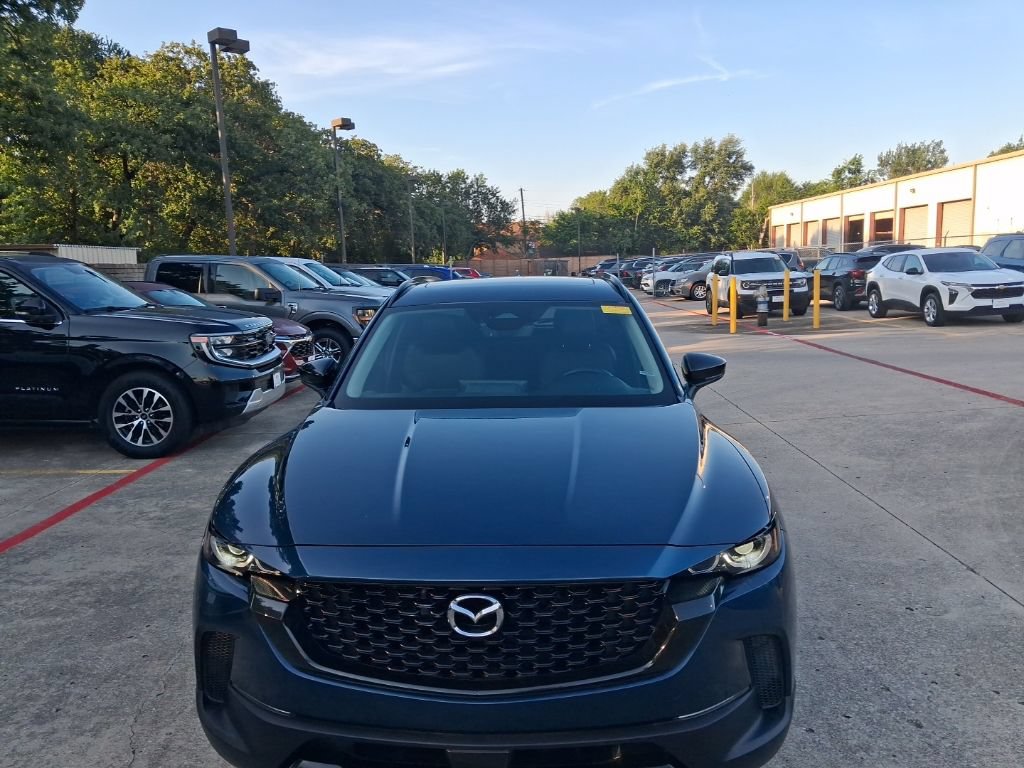 Used 2025 MAZDA CX-50 AWD 2.5 Hybrid w/ Premium Pkg image 5