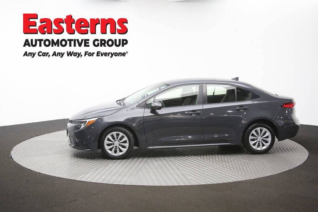 Used 2023 Toyota Corolla LE FWD image 57