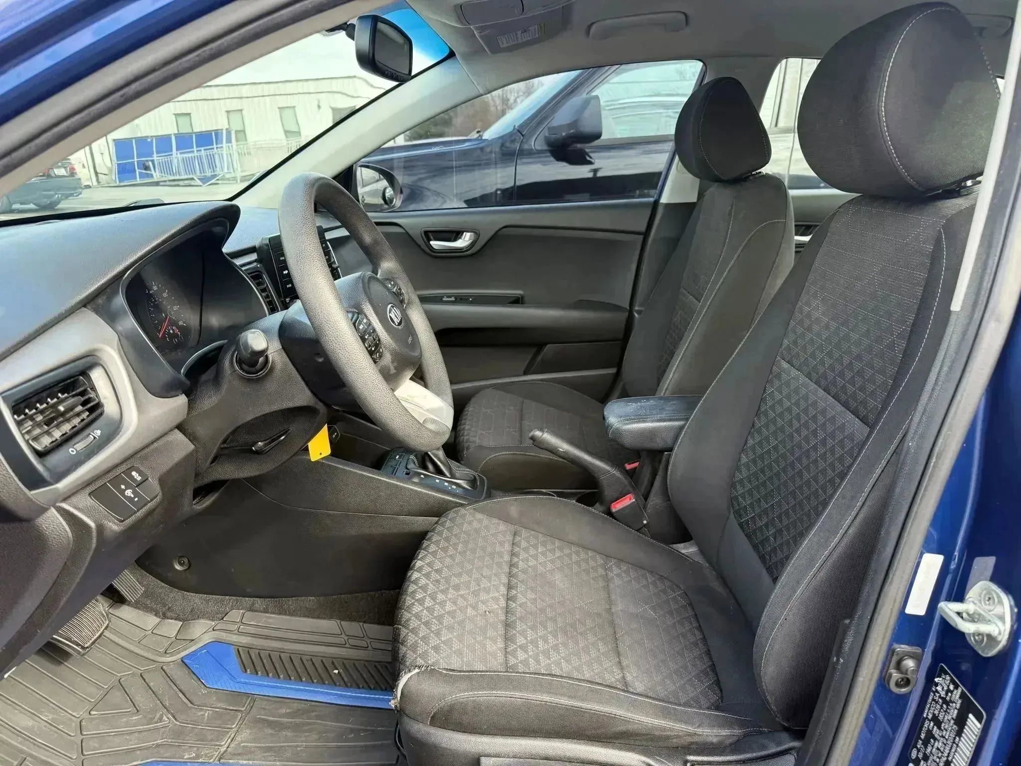 Used 2018 Kia Rio S FWD image 2