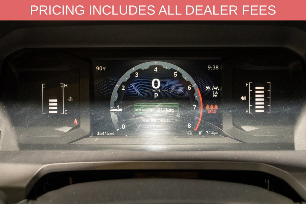 Used 2024 Toyota Tacoma SR5 AWD/4WD image 16
