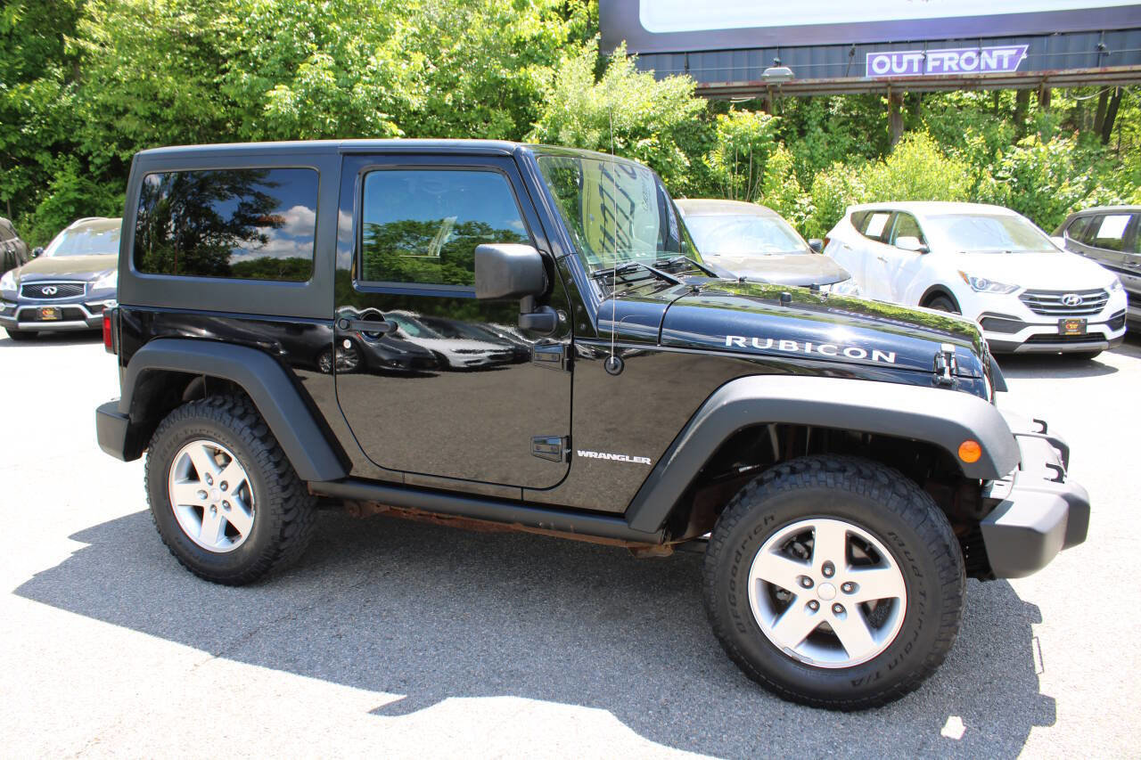 Used 2011 Jeep Wrangler Rubicon w/ Dual Top Group AWD/4WD image 4