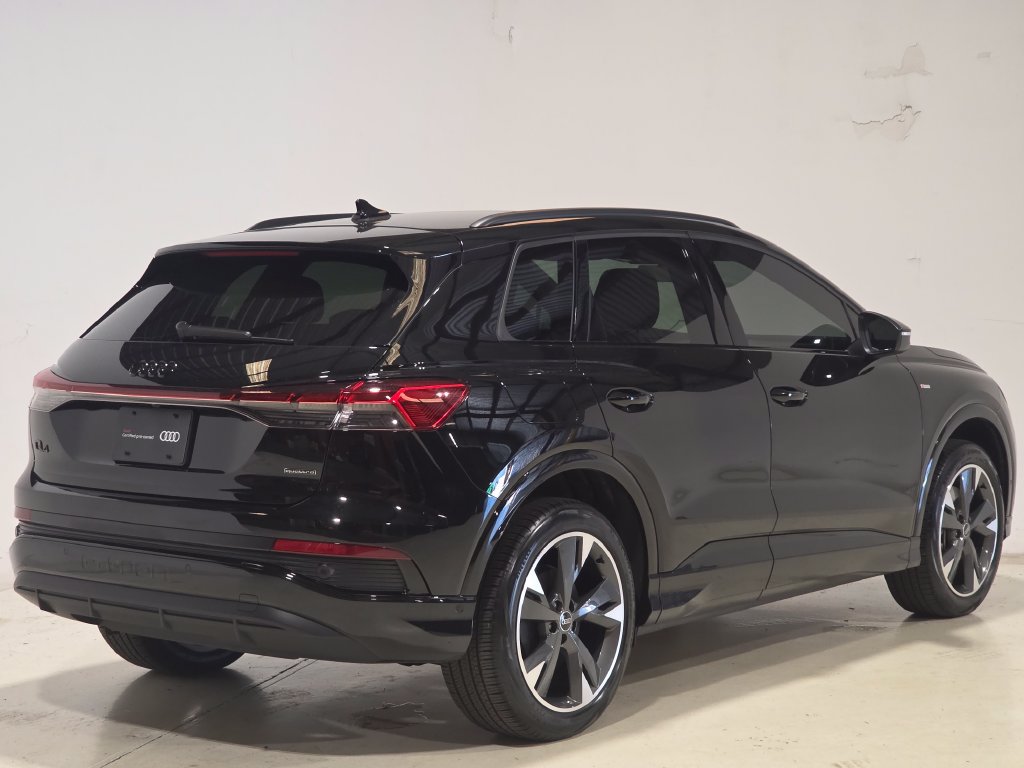 Used 2024 Audi Q4 e-tron Prestige w/ Black Optic Package AWD/4WD image 5