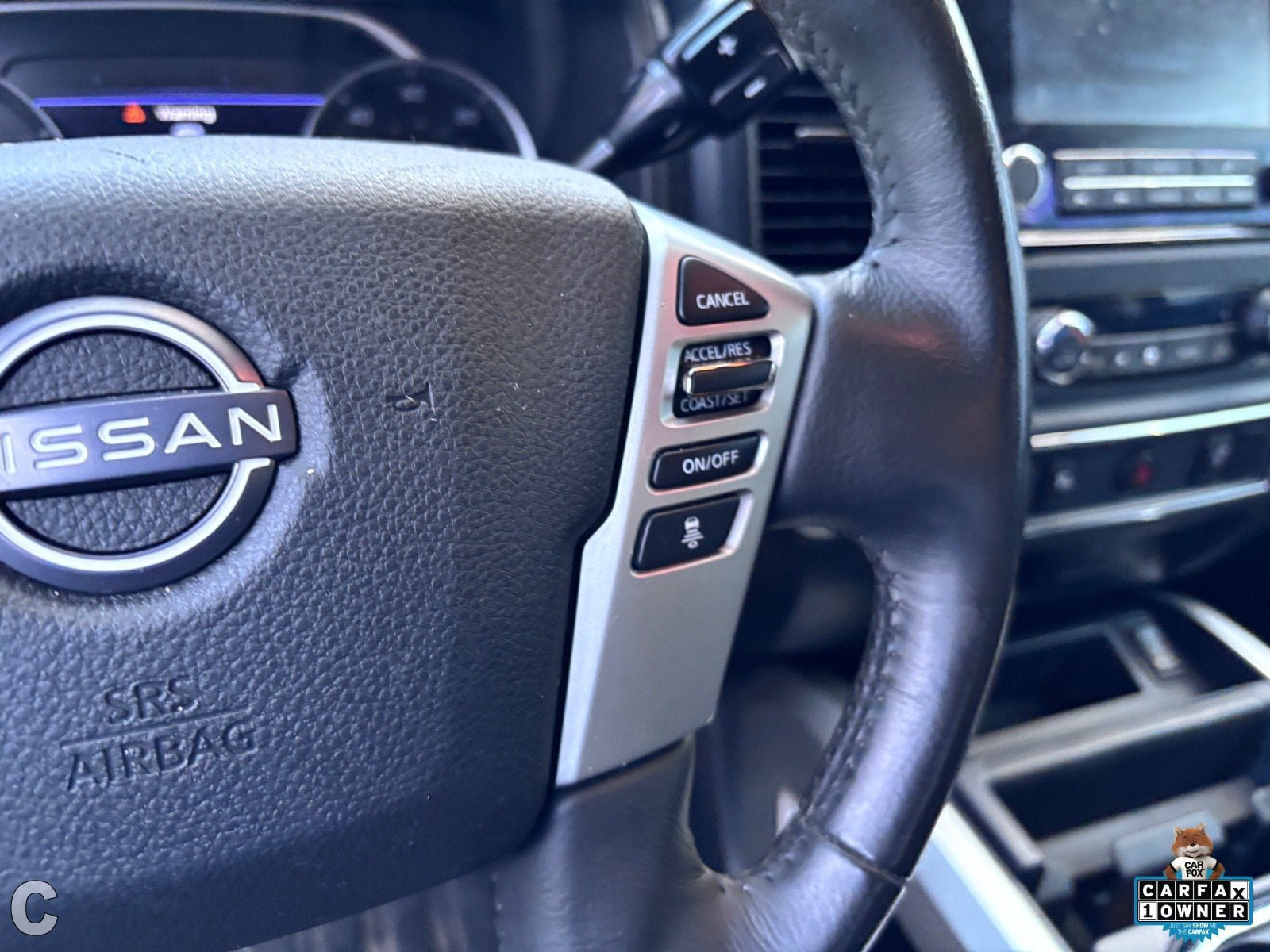 Used 2024 Nissan Titan SV w/ SV Convenience Package RWD image 21