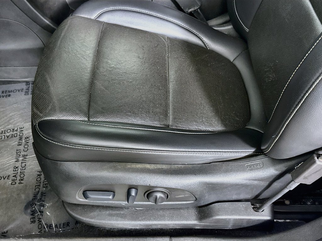 Used 2023 GMC Acadia SLT AWD/4WD image 19