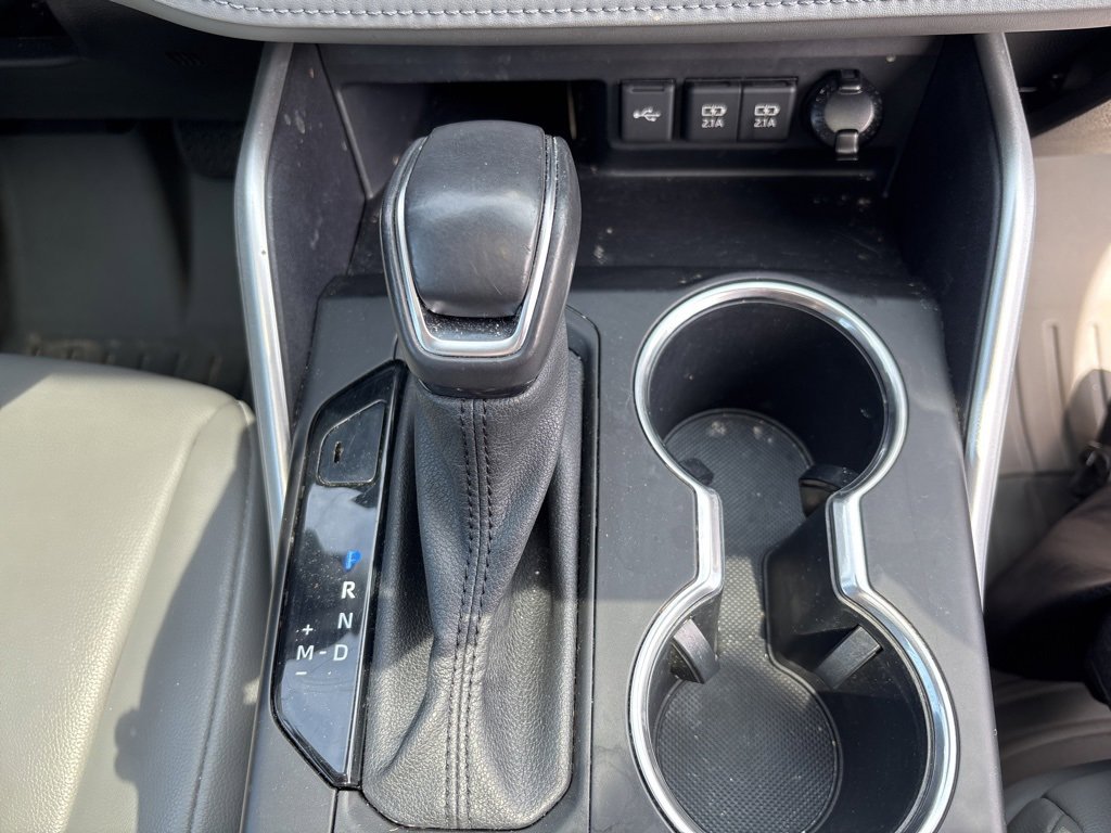 Used 2021 Toyota Highlander XLE image 40