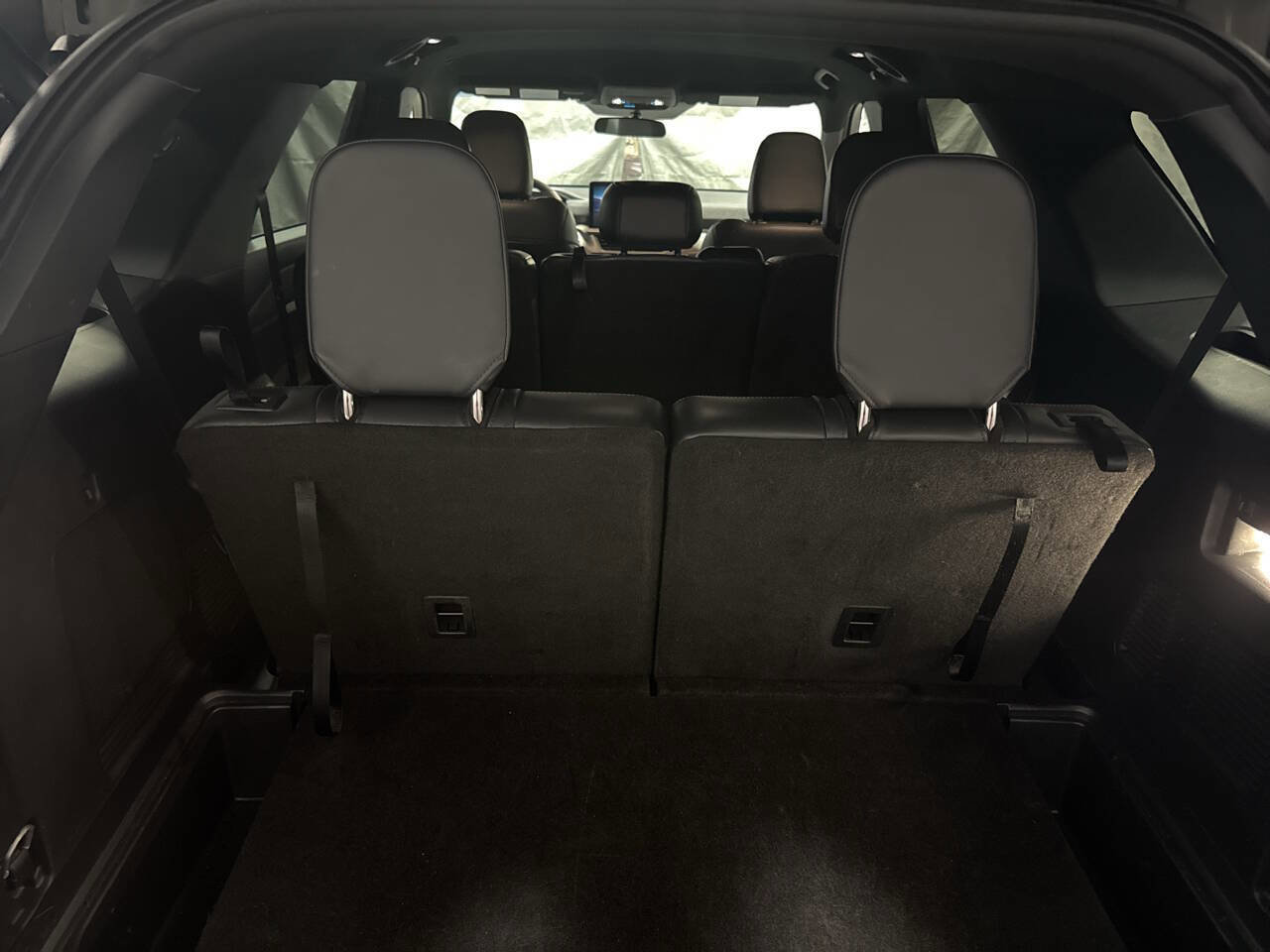 Used 2025 Ford Explorer ST-Line w/ ST-Line Street Pack image 14