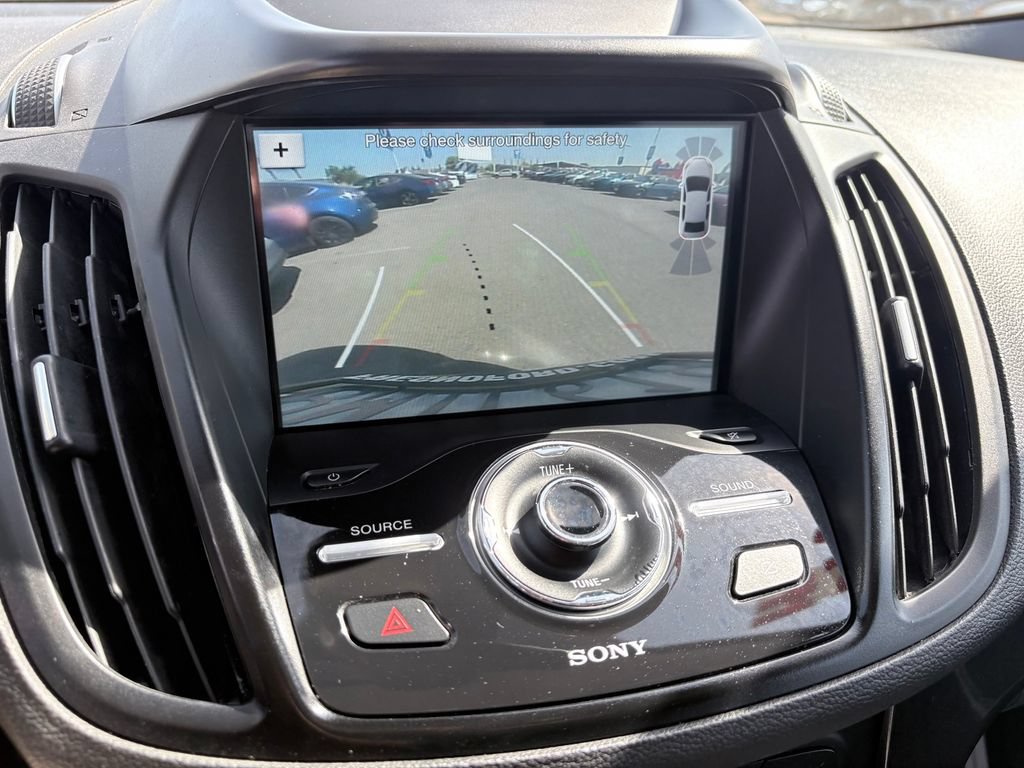 Used 2019 Ford Escape Titanium AWD/4WD image 18