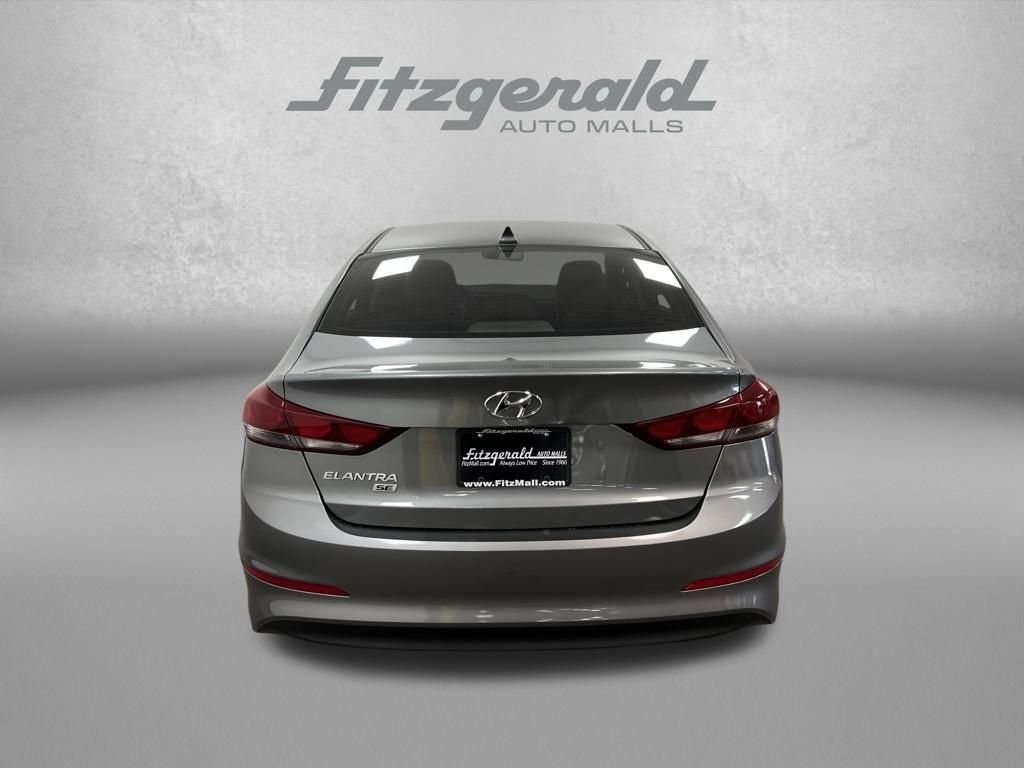 Used 2017 Hyundai Elantra SE image 4