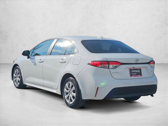 Used 2025 Toyota Corolla LE image 7