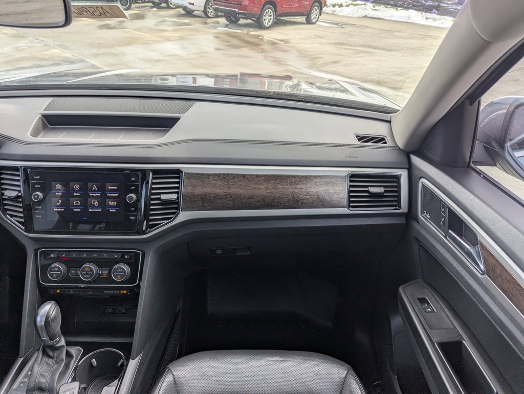 Used 2019 Volkswagen Atlas SEL Premium image 4