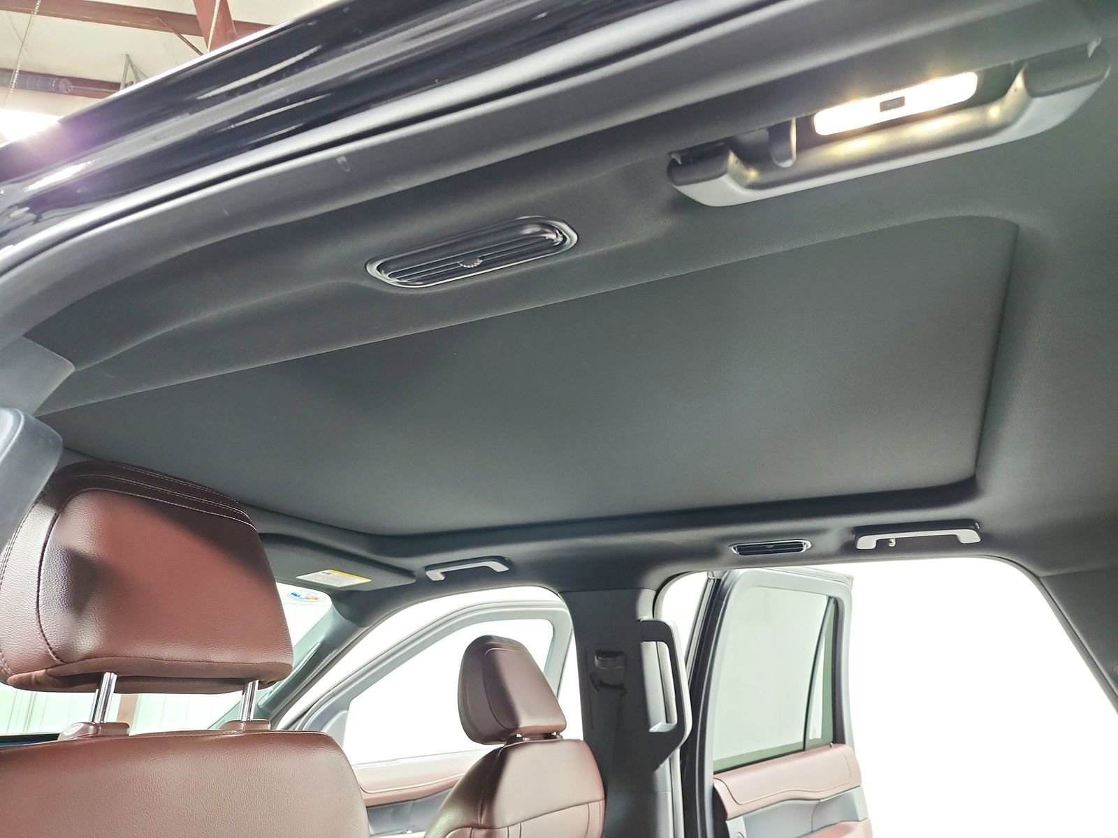 Used 2024 Ford Expedition Limited image 22