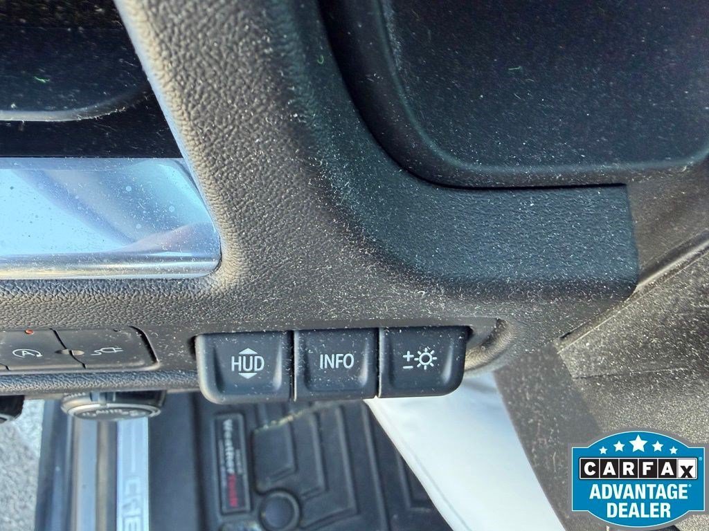 Used 2021 Chevrolet Suburban Premier w/ Premium Package RWD image 14