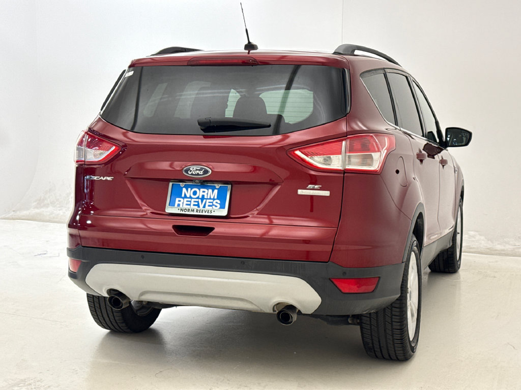 Used 2016 Ford Escape SE w/ Equipment Group 201A FWD image 9