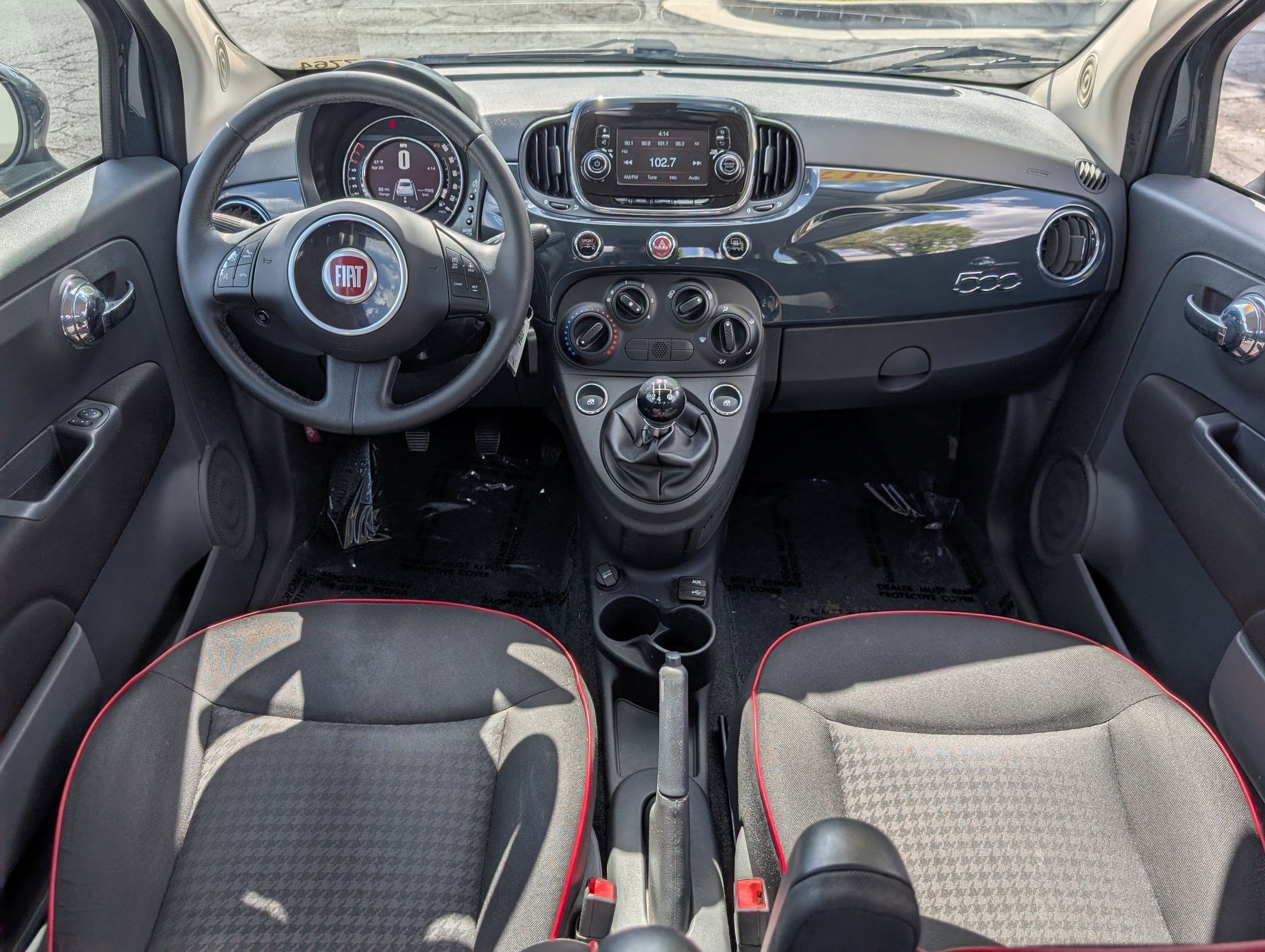 Used 2017 FIAT 500 Pop FWD image 23