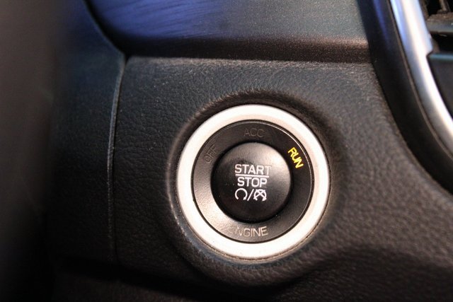 Used 2016 Chrysler 200 LX image 22