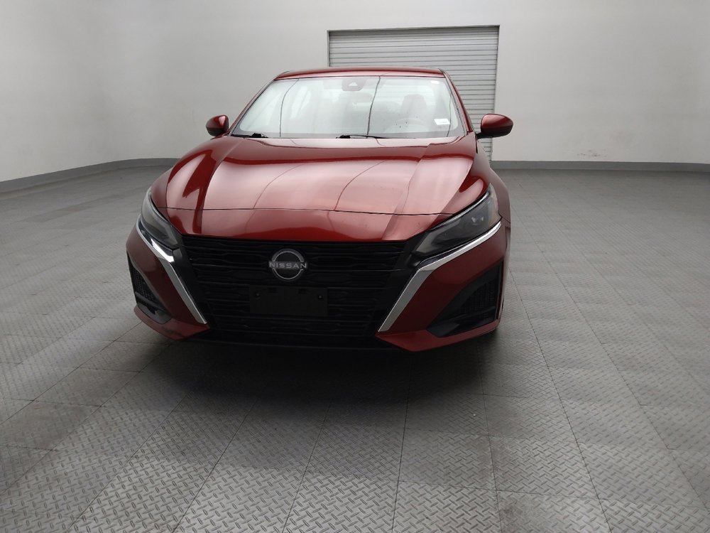 Used 2023 Nissan Altima 2.5 SV image 15