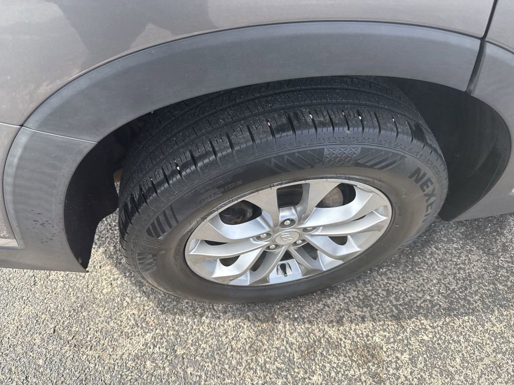 Used 2020 Hyundai Santa Fe SEL image 40