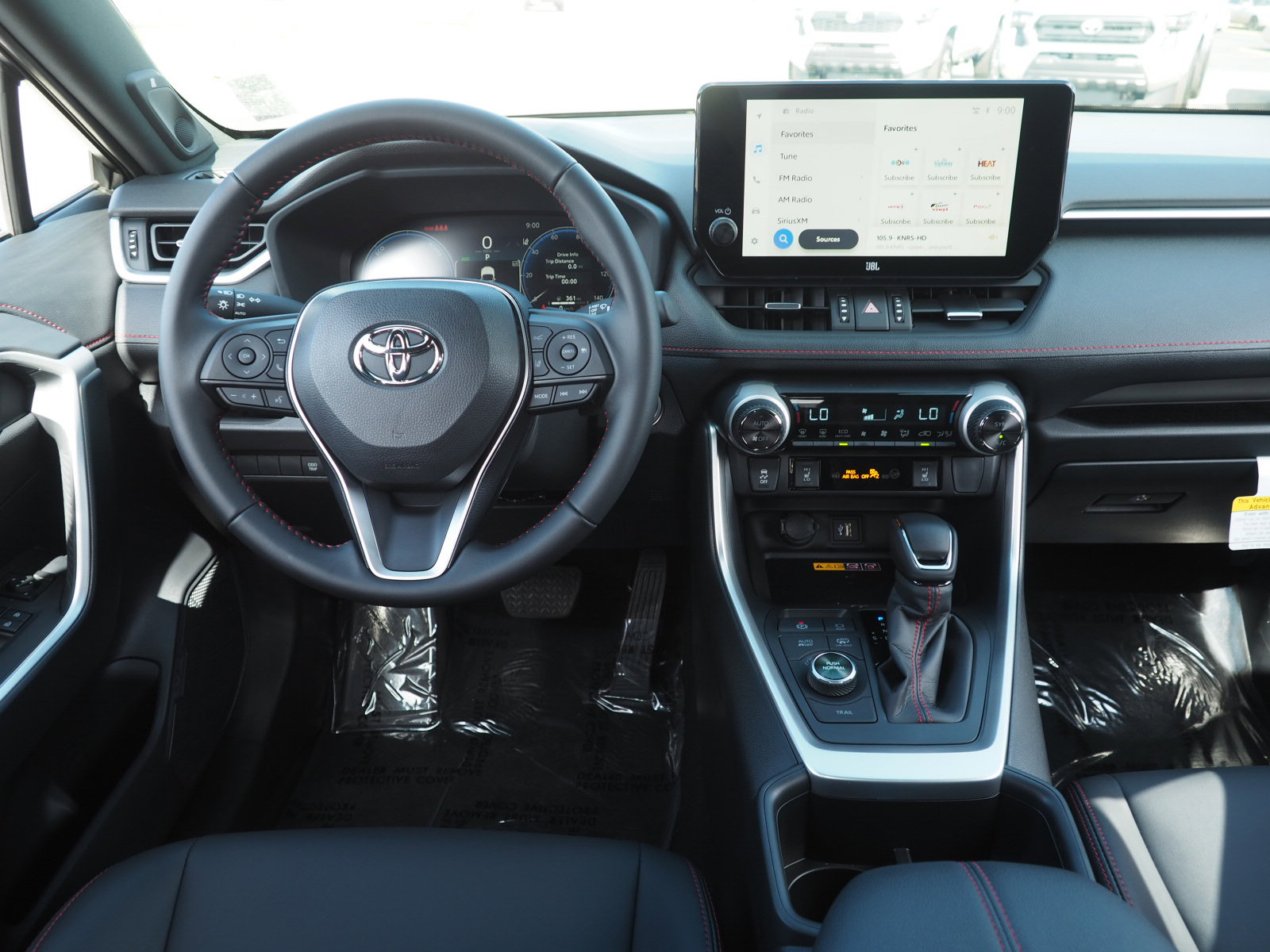 Used 2025 Toyota RAV4 XSE image 16