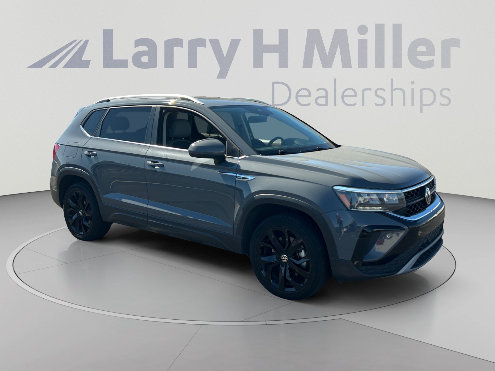 Used 2022 Volkswagen Taos SE FWD image 7