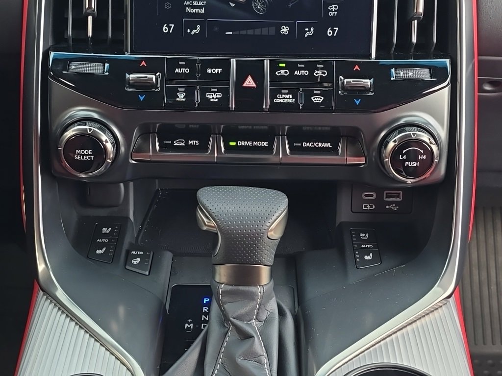 Used 2024 Lexus LX 600 F Sport image 24