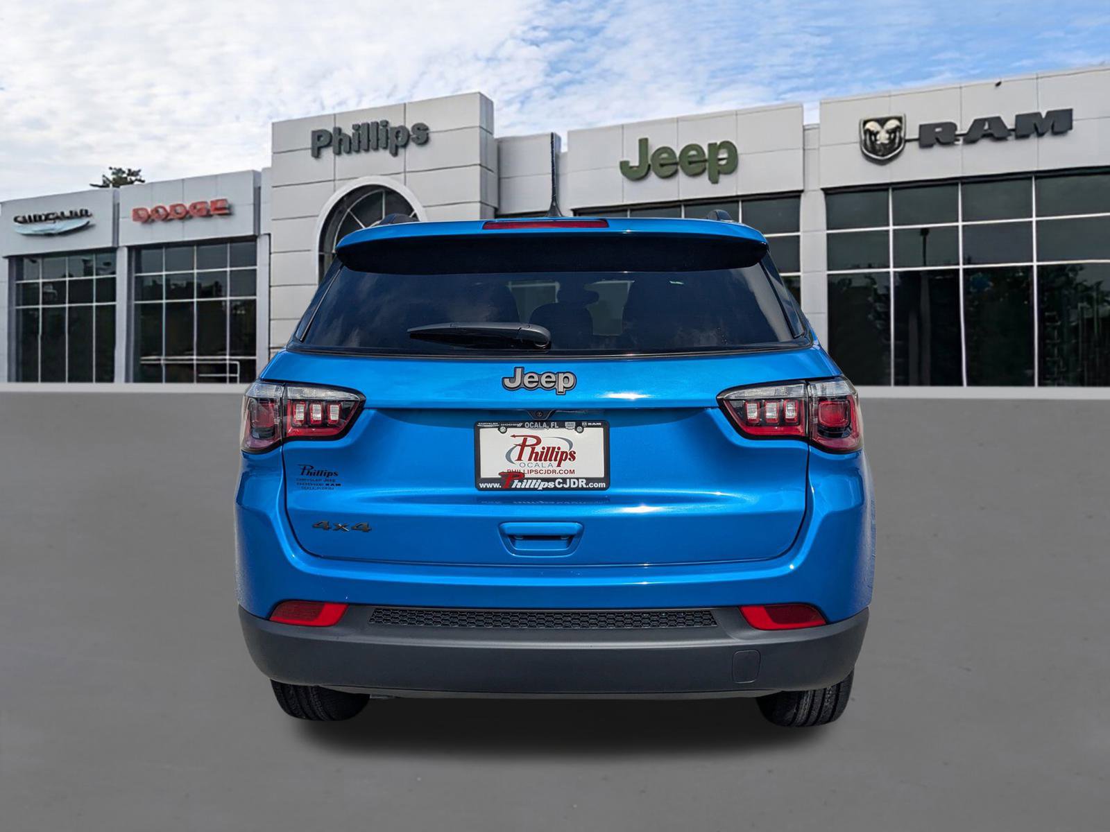 New 2026 Jeep Compass Latitude image 4