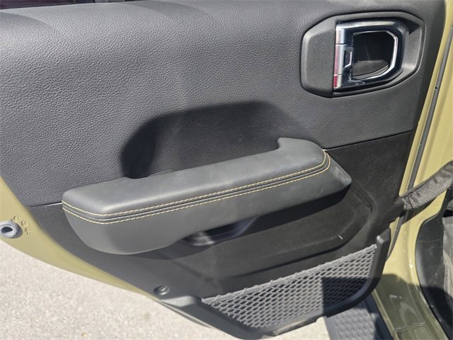 Used 2025 Jeep Gladiator Sport image 15