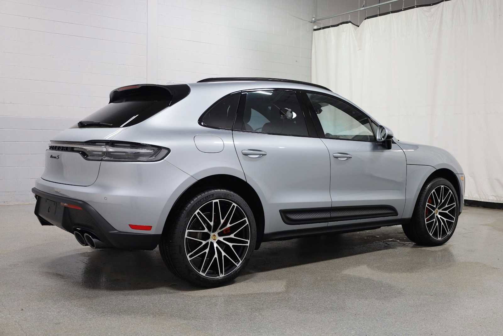 New 2026 Porsche Macan S image 9