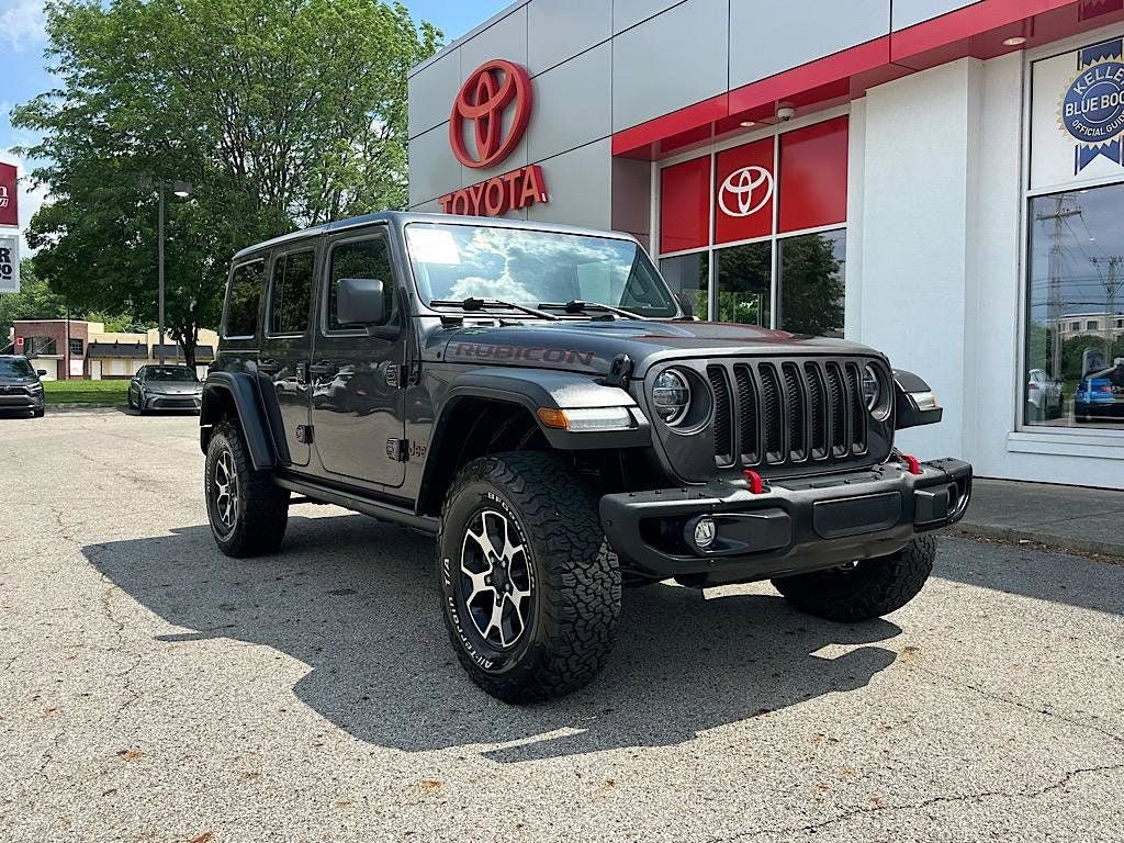 Used 2022 Jeep Wrangler Unlimited Rubicon w/ Dual Top Group AWD/4WD image 8