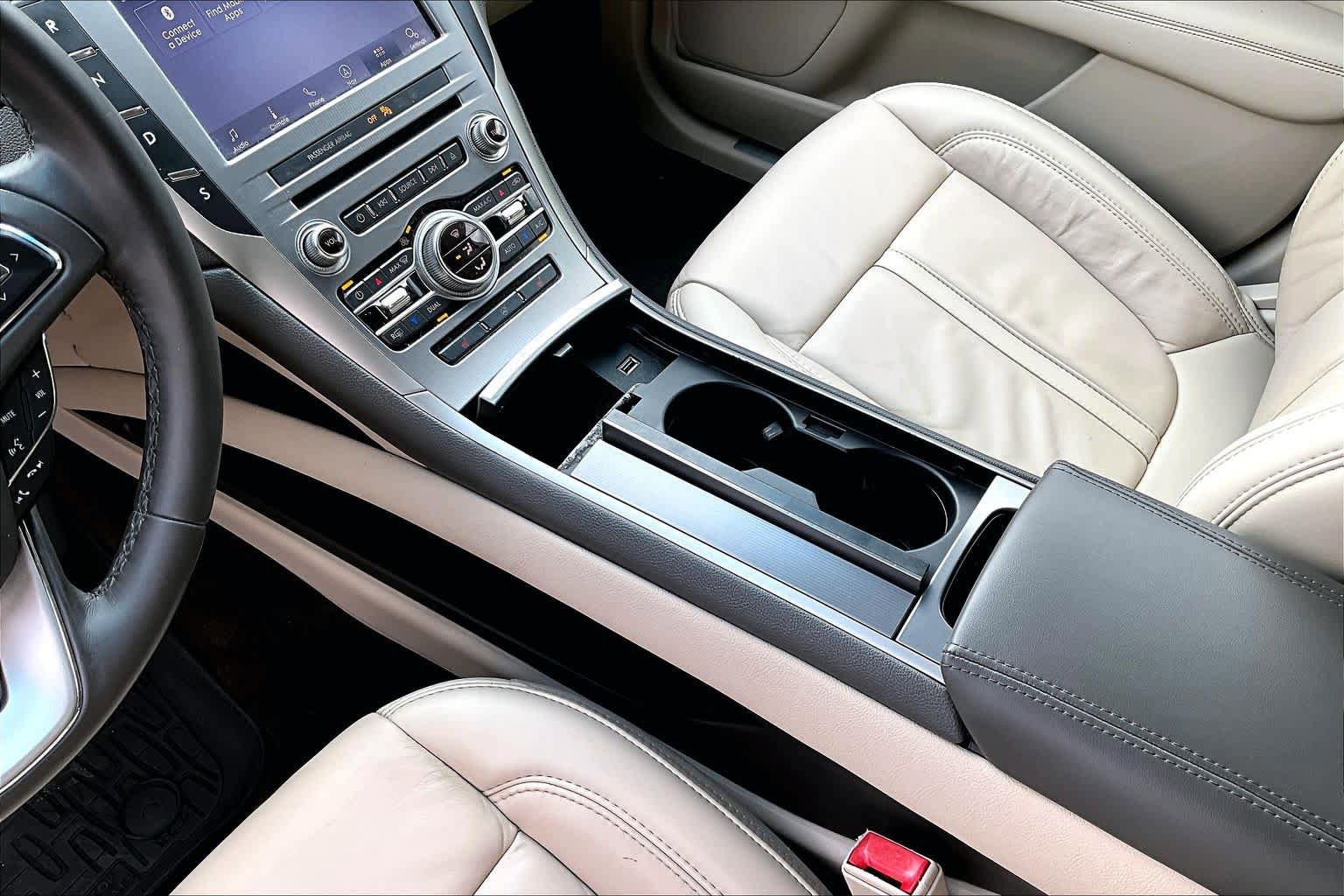Used 2019 Lincoln MKZ Reserve w/ Reserve Plus Package image 17