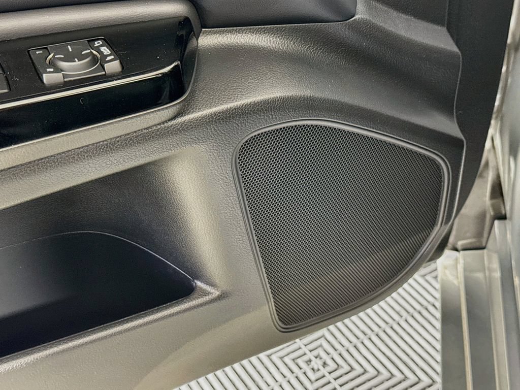 Certified 2024 Lexus ES 350 F Sport w/ Accessory Package (Z2) FWD image 19