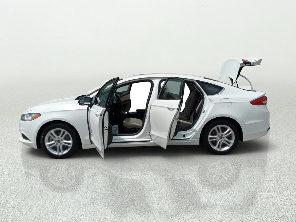 Used 2018 Ford Fusion S FWD image 12
