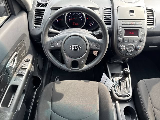 Used 2012 Kia Soul + FWD image 15