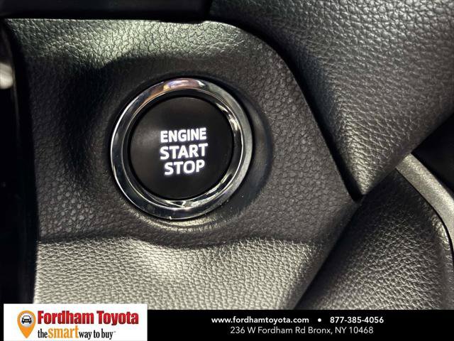 Certified 2025 Toyota RAV4 XLE AWD/4WD image 25