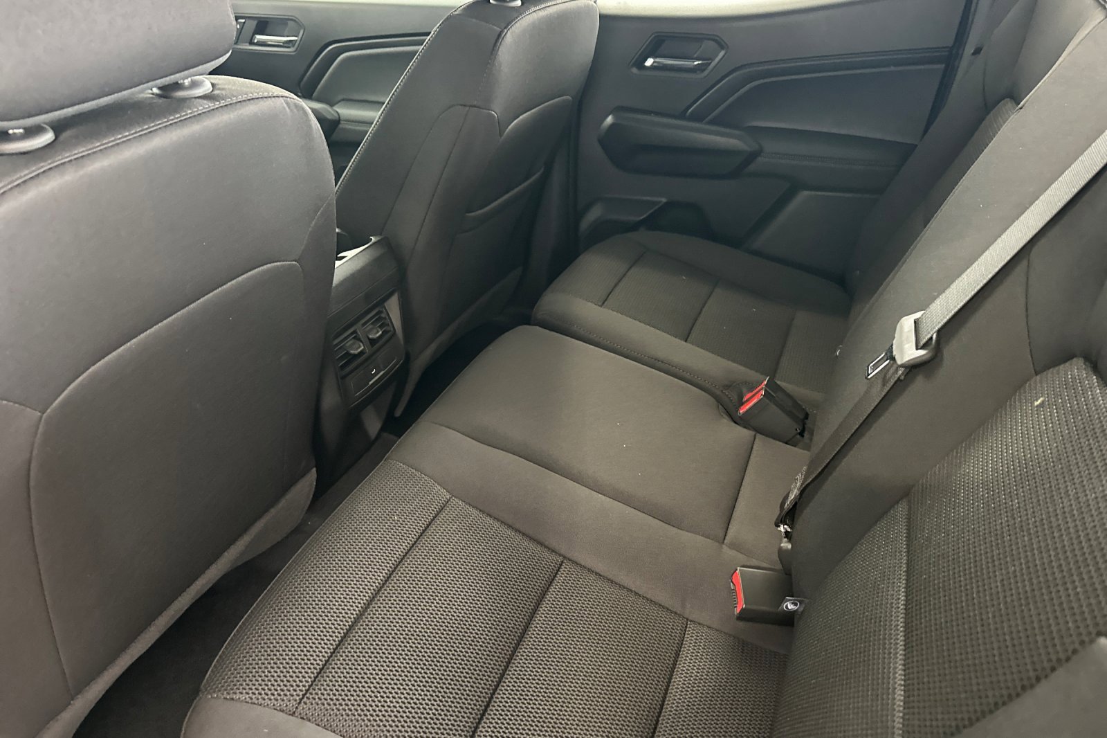New 2026 GMC Canyon Elevation image 13
