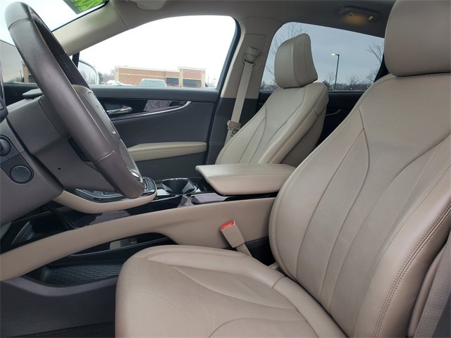 Used 2022 Lincoln Nautilus Reserve image 11