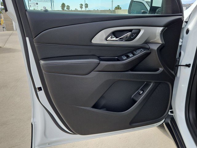 Used 2023 Chevrolet Traverse LT FWD image 21
