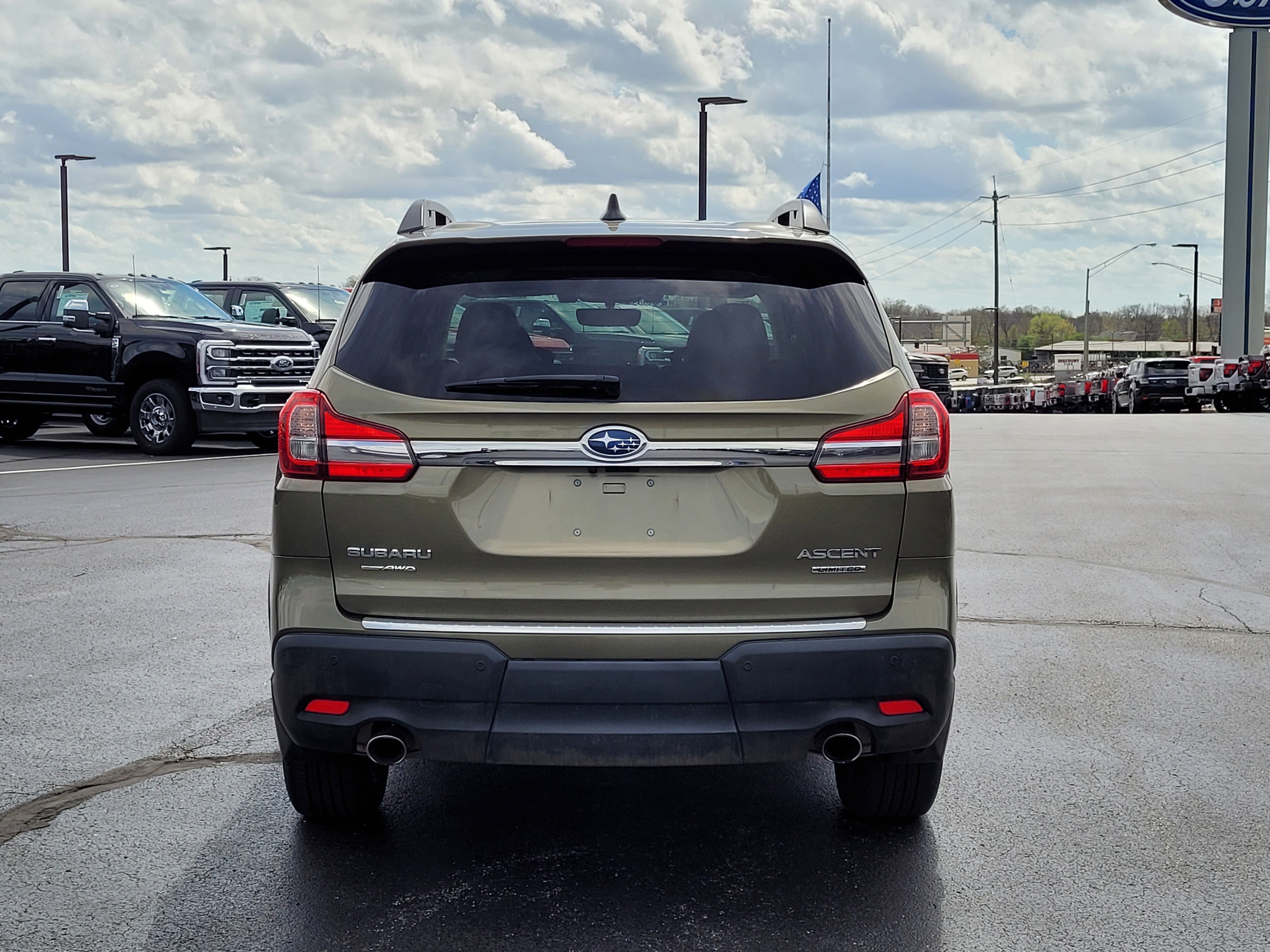 Used 2022 Subaru Ascent Limited w/ Technology Package image 5