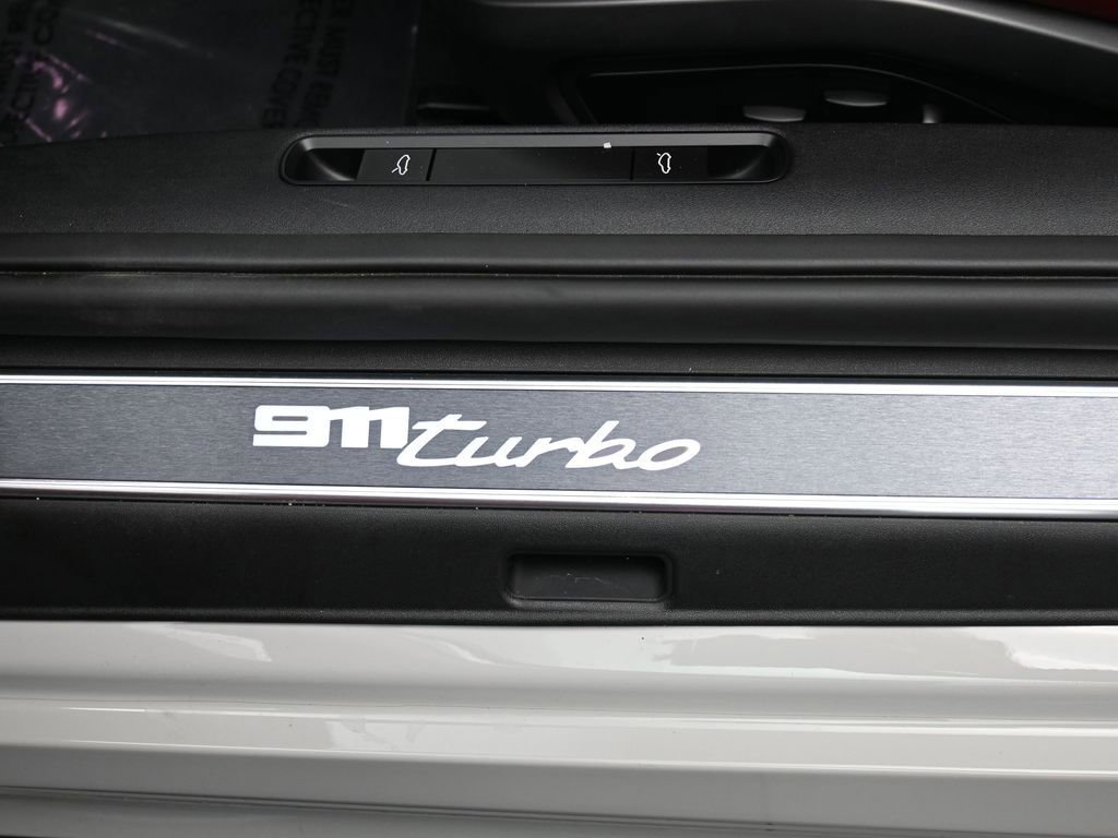 Certified 2021 Porsche 911 Turbo image 28