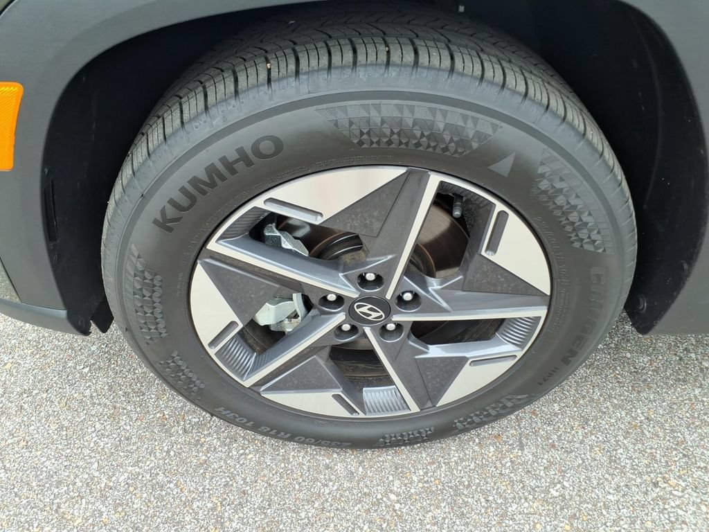 Certified 2026 Hyundai Tucson SEL Plus FWD image 9
