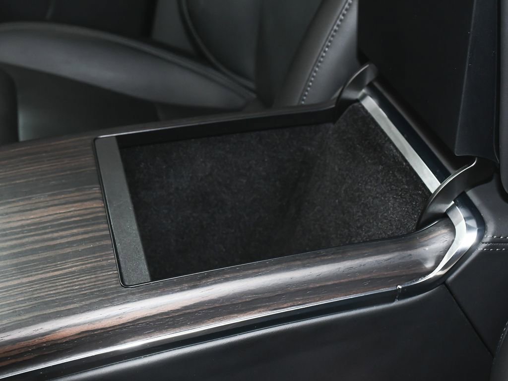 Used 2024 Tesla Model X image 41