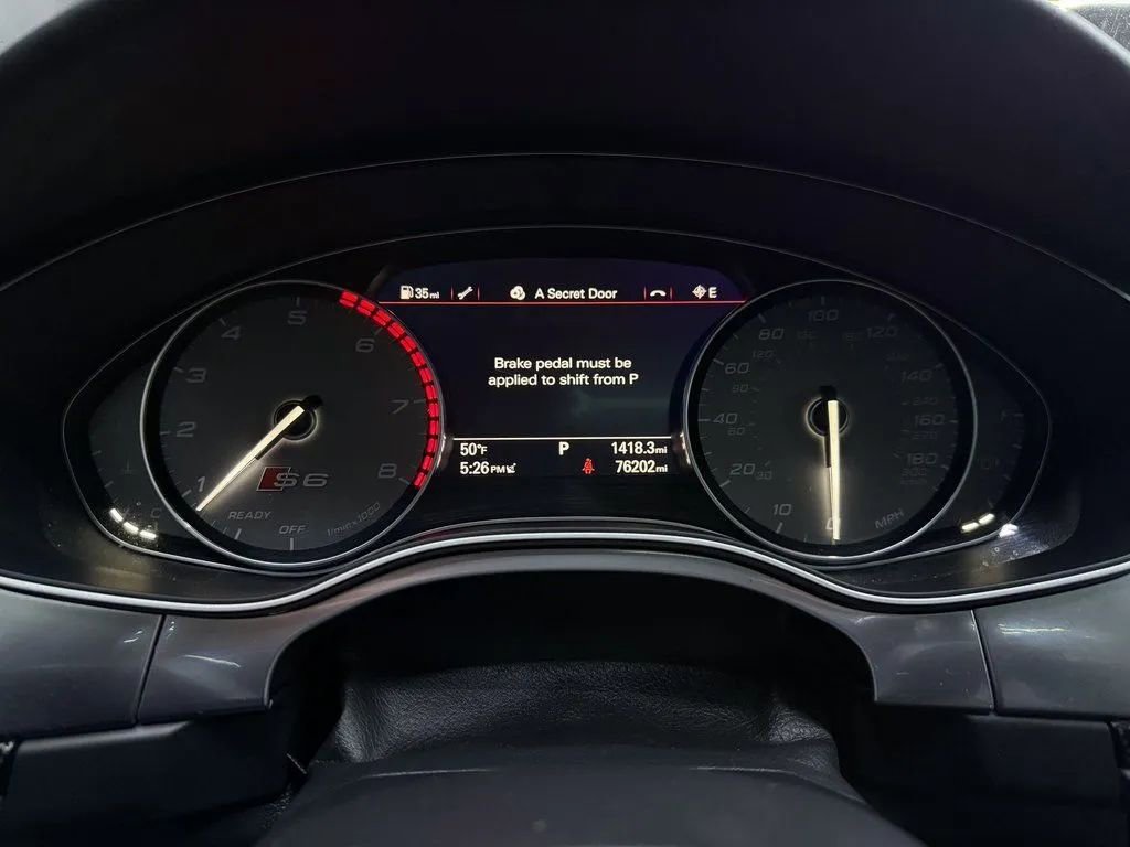 Used 2017 Audi S6 Premium Plus w/ Driver Assistance Package AWD/4WD image 23