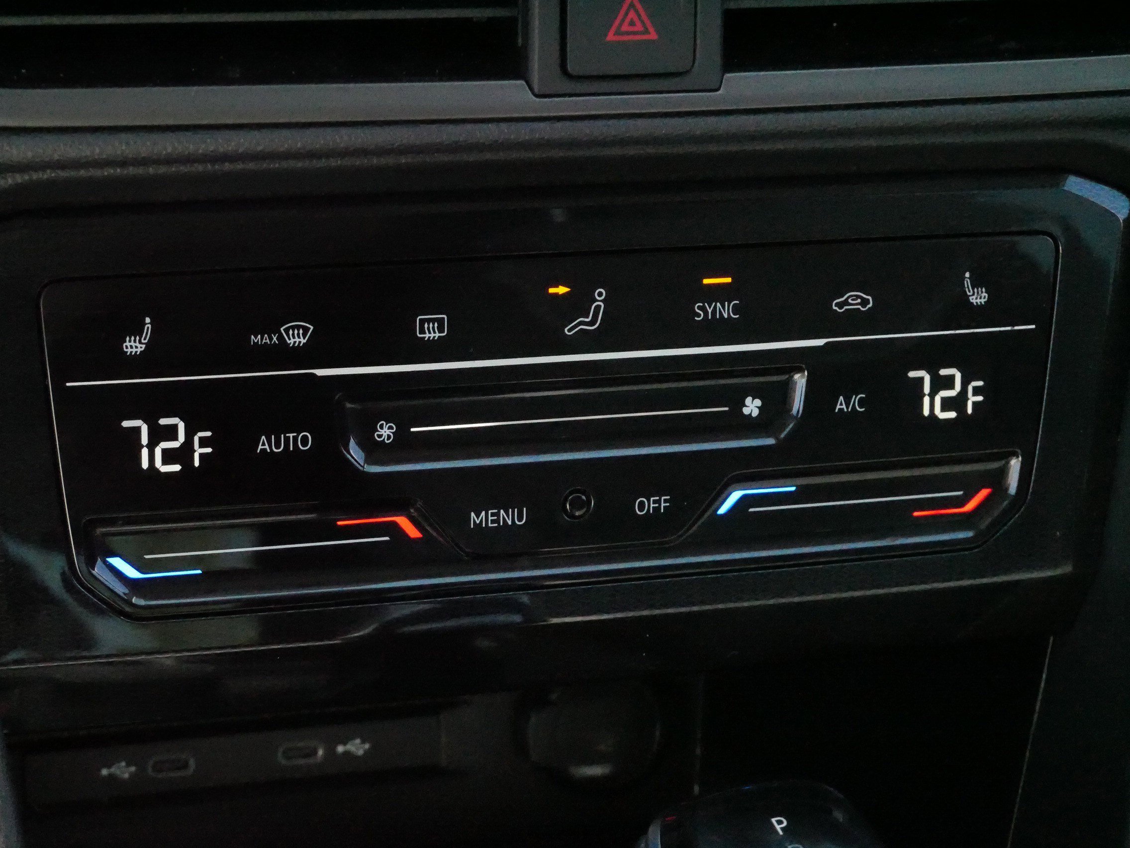 Certified 2025 Volkswagen Taos SE AWD/4WD image 23