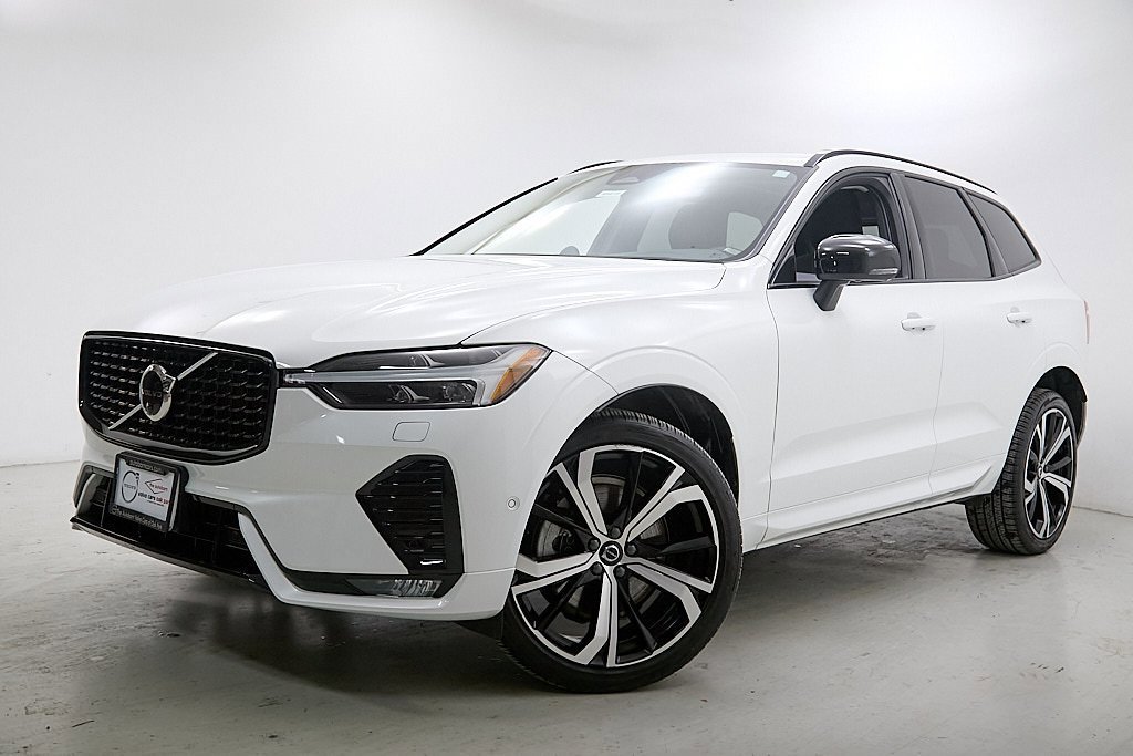 Certified 2023 Volvo XC60 B5 Ultimate image 2