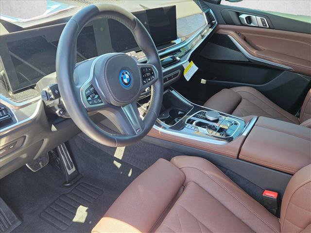 Used 2026 BMW X5 xDrive50e w/ M Sport Package AWD/4WD image 10