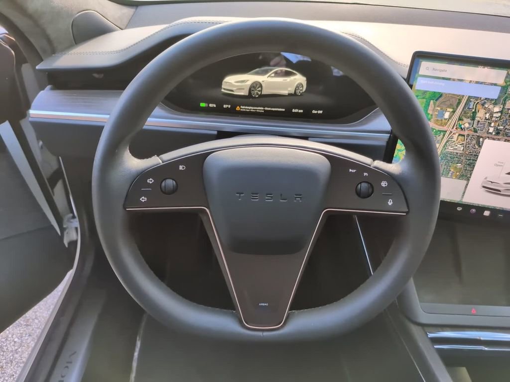 Used 2023 Tesla Model S image 26