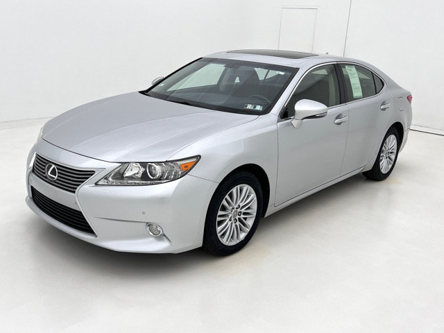 Used 2013 Lexus ES 350 w/ Luxury Pkg FWD image 4