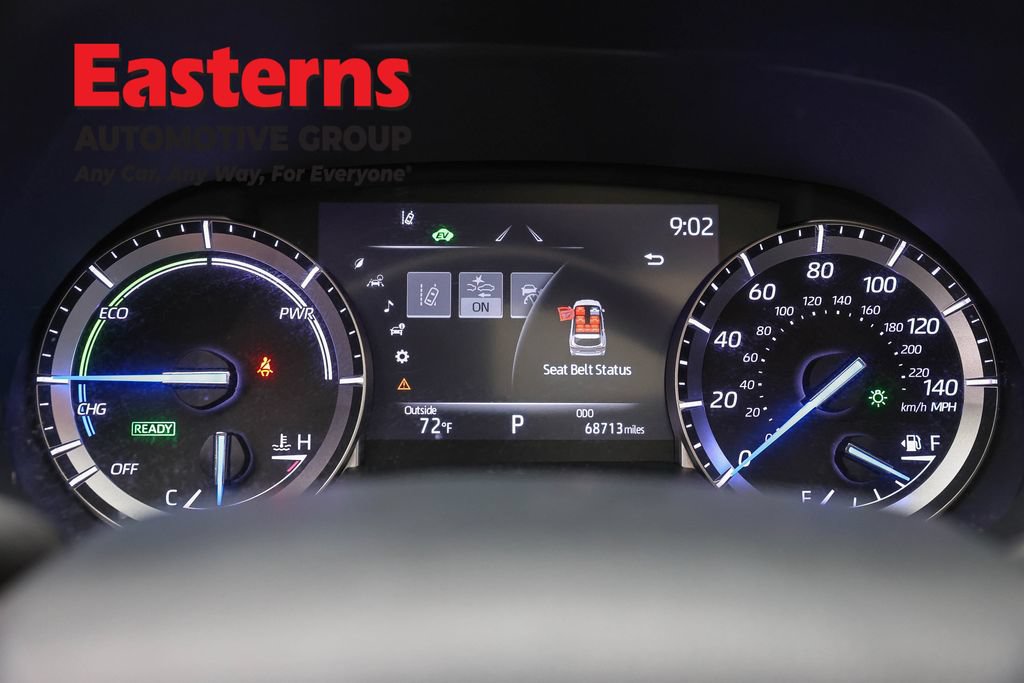 Used 2022 Toyota Highlander XLE AWD/4WD image 17
