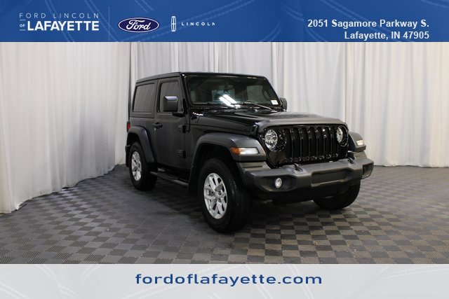 Used 2023 Jeep Wrangler Sport S image 1