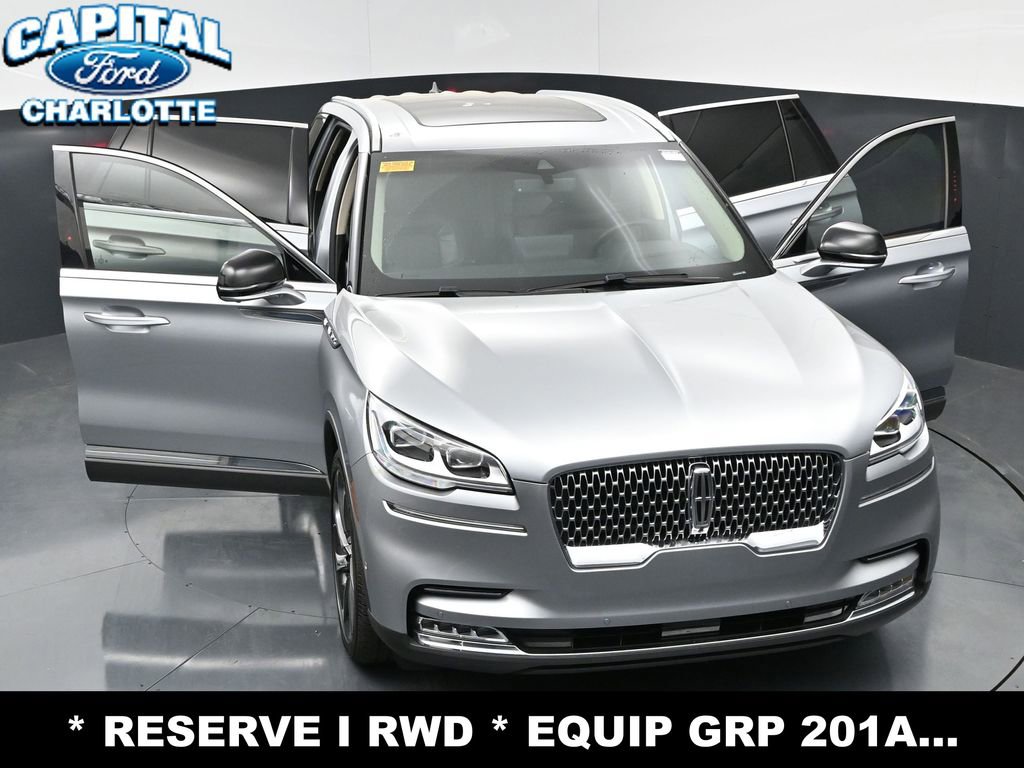 Used 2023 Lincoln Aviator Reserve w/ Equipment Group 201A image 36